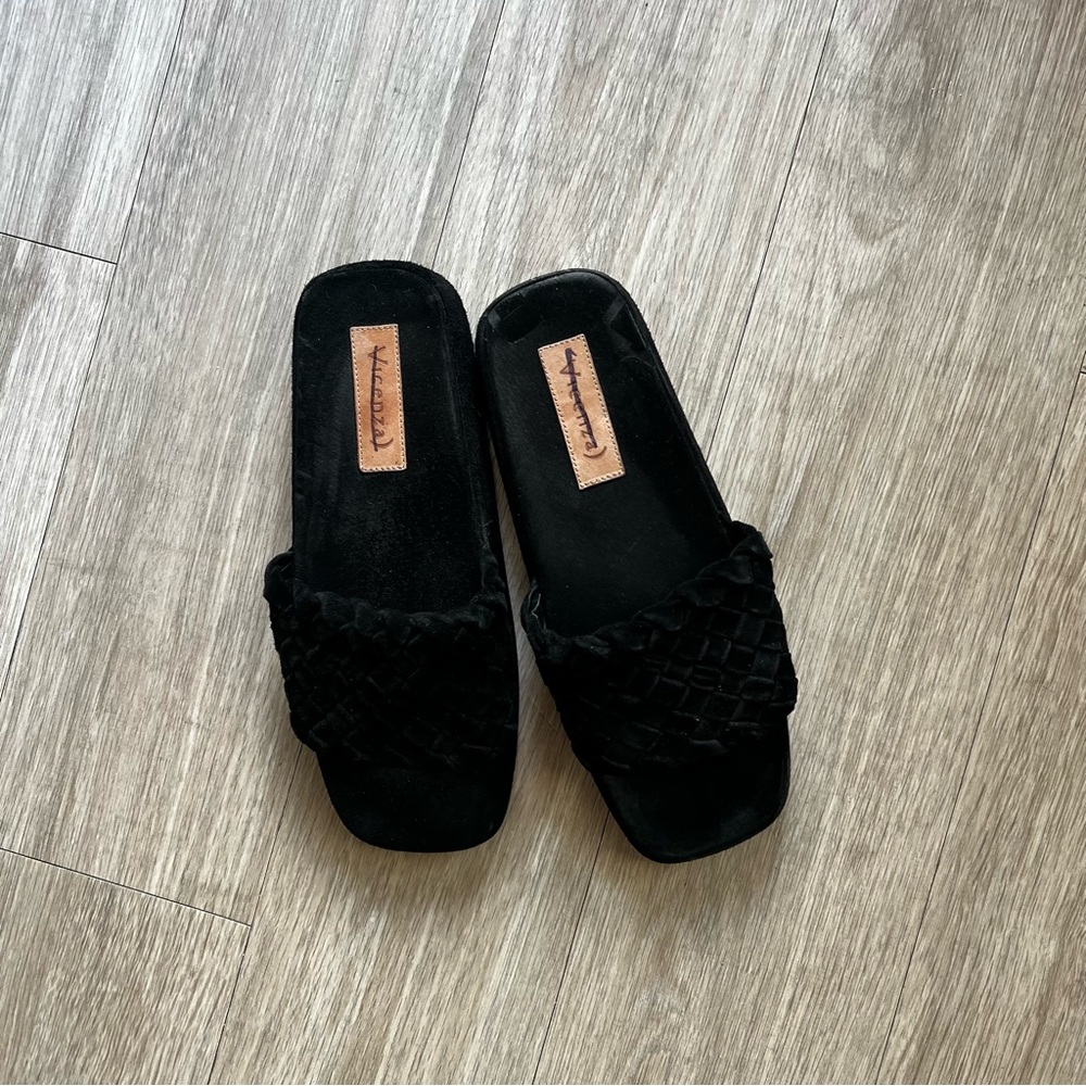 Venezia Black Suede Sandals